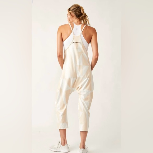 NWT FREE PEOPLE Movement Hot Shot Onesie Incline Bamboo Combo Sz L - Picture 2 of 4